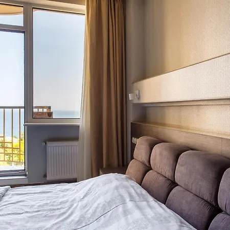 Plaza Arcadia Apartment *