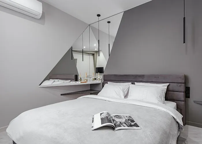 Plaza Arcadia * Odessa